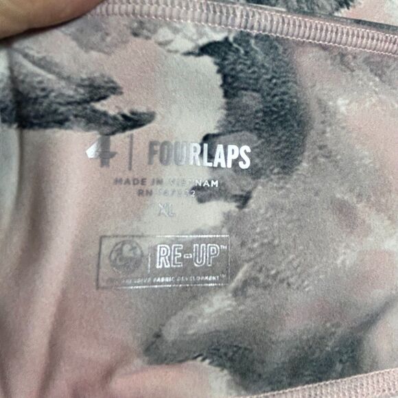 FourLaps NWT Arc Pink Clouds Gray Pink Tie Dye Print Bike Workout Shorts Size XL - Picture 8 of 13
